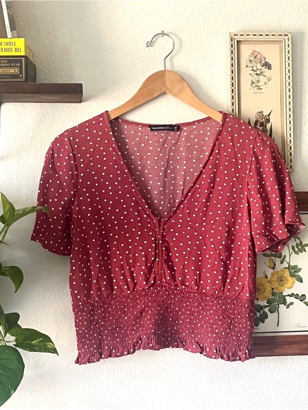 Abercrombie & Fitch Polka Dot Crop Top – Smocked Waist Flutter Sleeve Blouse - M